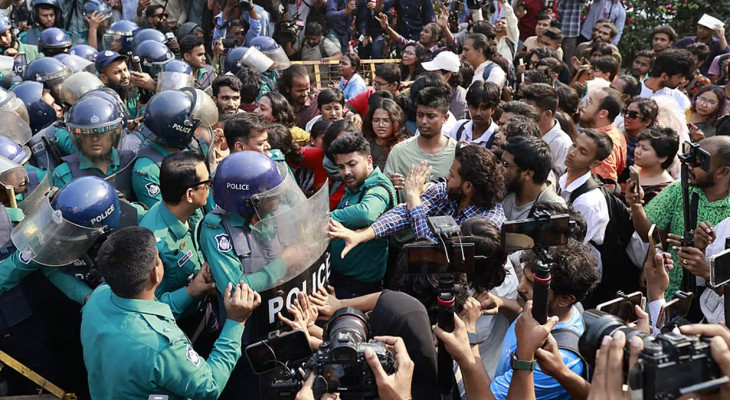 ছাত্র ফেডারেশন-ছাত্র ইউনিয়ন নেতাকর্মীদের নামে মামলা