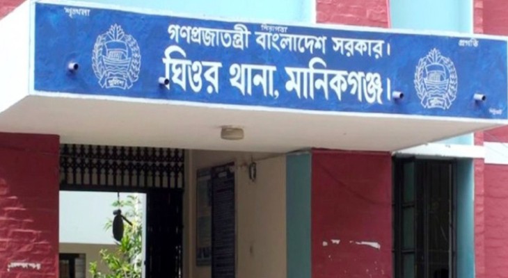 মোটরসাইকেলে ঘুরতে বেরিয়েছিলেন তিন বন্ধু, নিয়ন্ত্রণ হারিয়ে নিহত ২