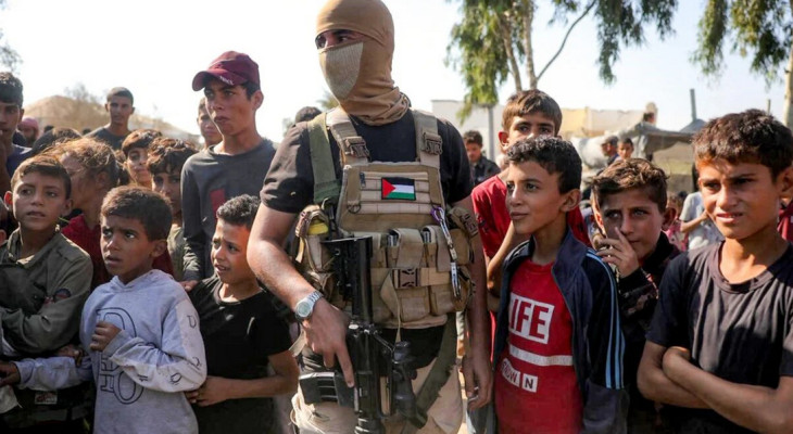 ৭০ শতাংশ ফিলিস্তিনি হামাসের নিরস্ত্রীকরণের ঘোরবিরোধী 