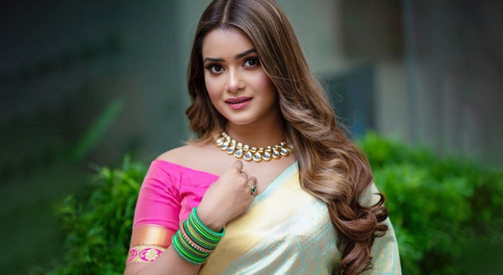 তানজিন তিশার নামে ফ্রি শাড়ি নেওয়ার অভিযোগ, নায়িকার পাল্টা জবাব