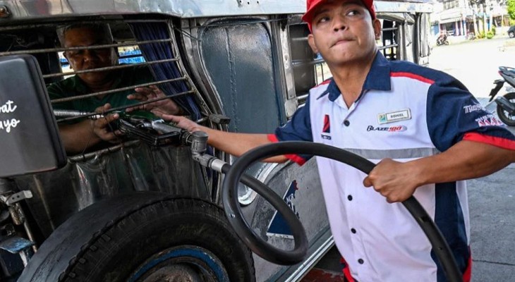 বিশ্বের ১ম দেশ হিসেবে জ্বালানি জরুরি অবস্থা ঘোষণা ফিলিপাইনের