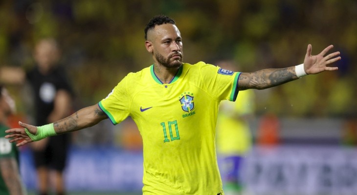 ব্রাজিলের প্রাথমিকে নাম থাকলেও চূড়ান্ত দলে অনিশ্চিত নেইমার! 