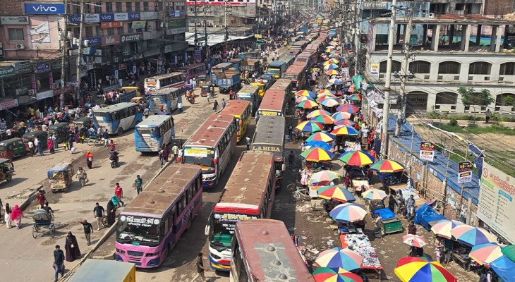 গাজীপুরে মহাসড়কে যানজটে ১০ কিলোমিটার দীর্ঘ সারি, ভোগান্তিতে যাত্রীরা