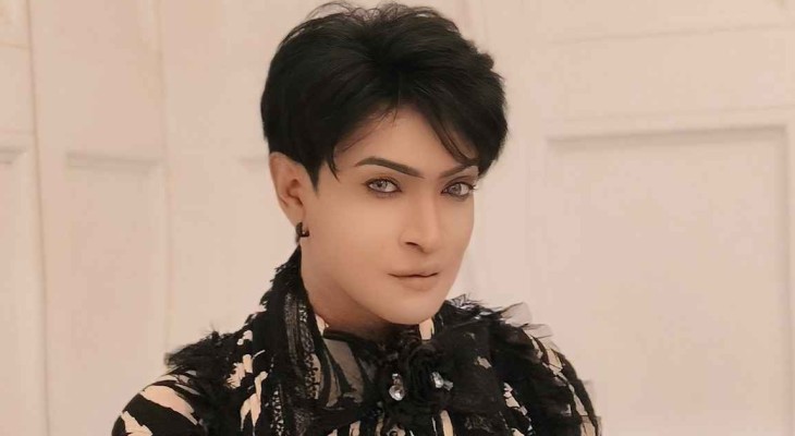 ঢাবি শিক্ষার্থীদের হাতে আটক এডলফ খান