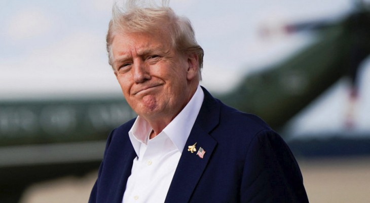 যুক্তরাষ্ট্রে জোরালো হচ্ছে ট্রাম্পকে ক্ষমতাচ্যুত করার দাবি 